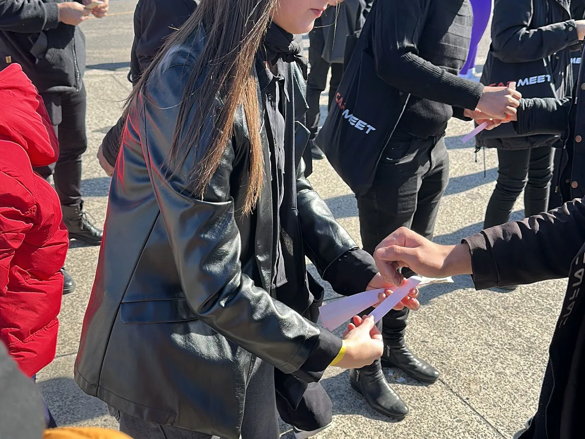 CARMEET 2026 · Producción, producido por SOMOS DER (1)