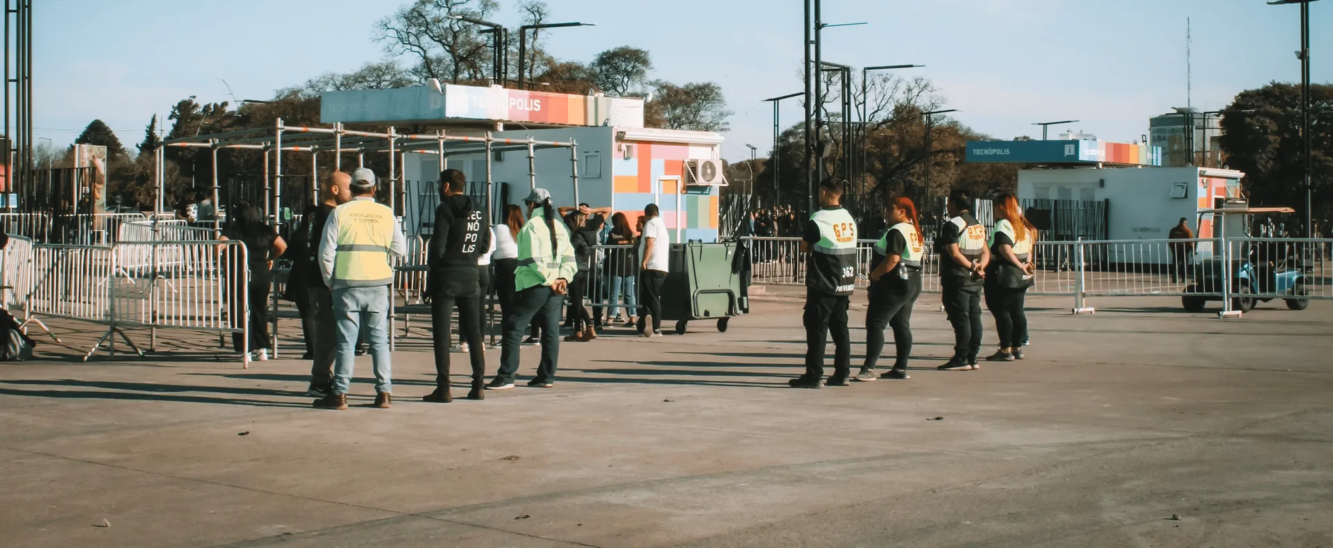 Leyendas de México — Accesos producido por SOMOS DER (1)