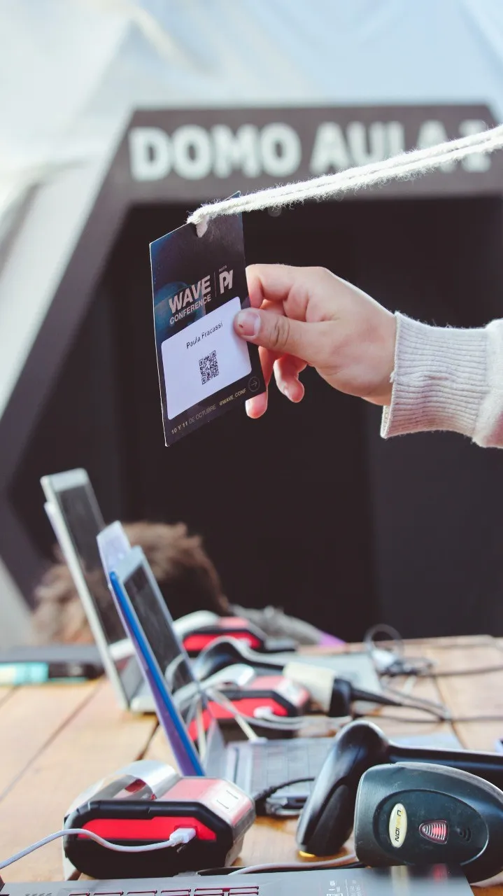 Wave Conference 2023 — Accesos producido por SOMOS DER (1)